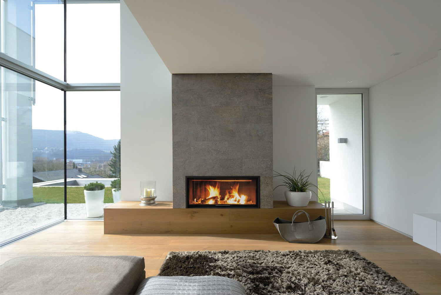 focar semineu - Cum să combini focare seminee cu plante verzi fără a aglomera livingul